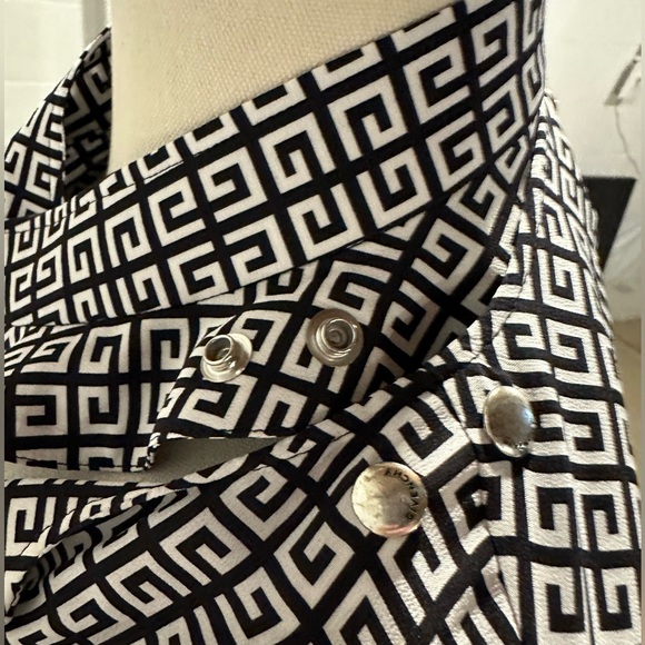 Givenchy Black and White Logo Crepe de Chine Stretch-Knit Midi Dress - Picture 7 of 16